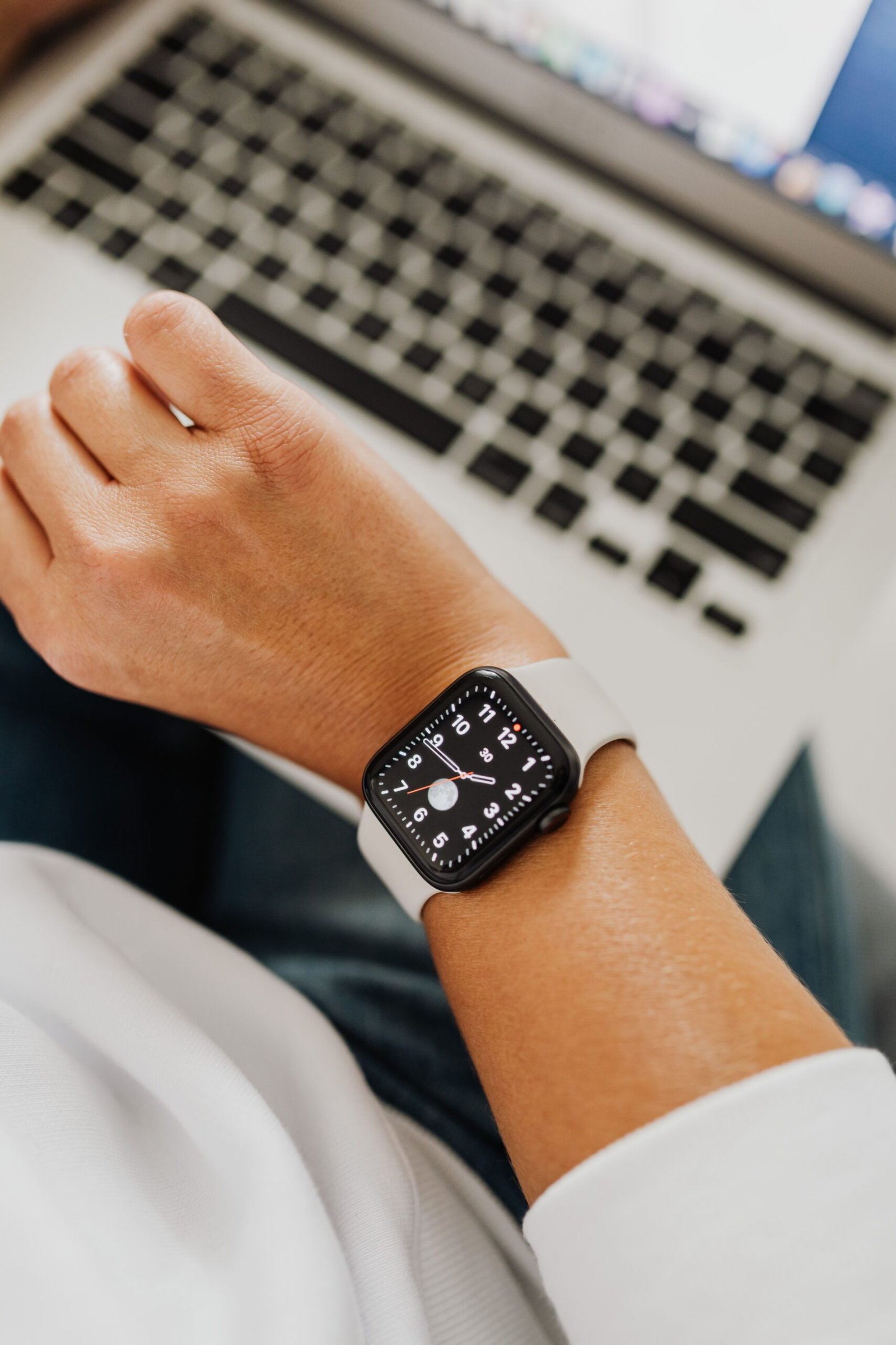 Apple Watch - Image 3